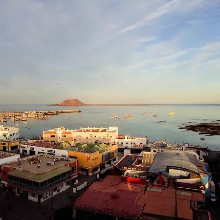 Coral Plaza アパート *