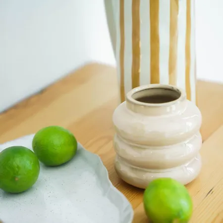 Coral Plaza アパート *